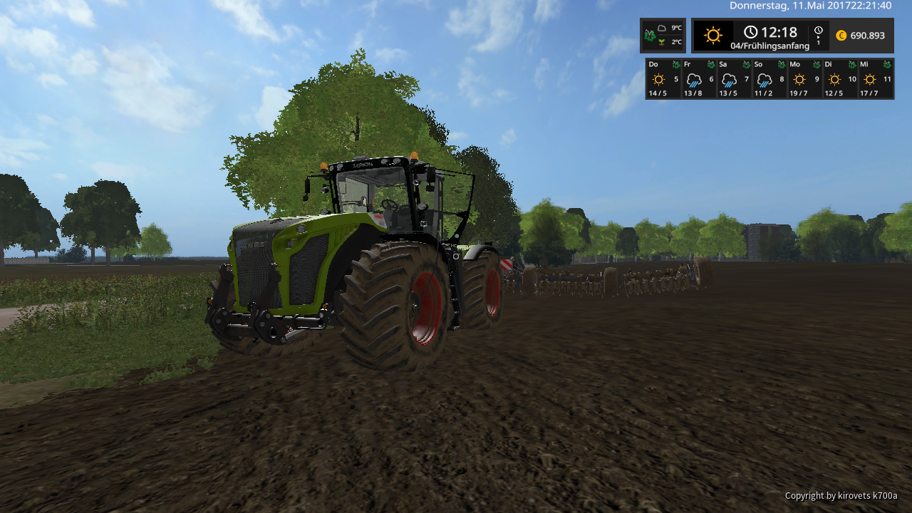 Der Claas Xerion 5000 mit 600 PS ran zur Saatbettvorbereitung