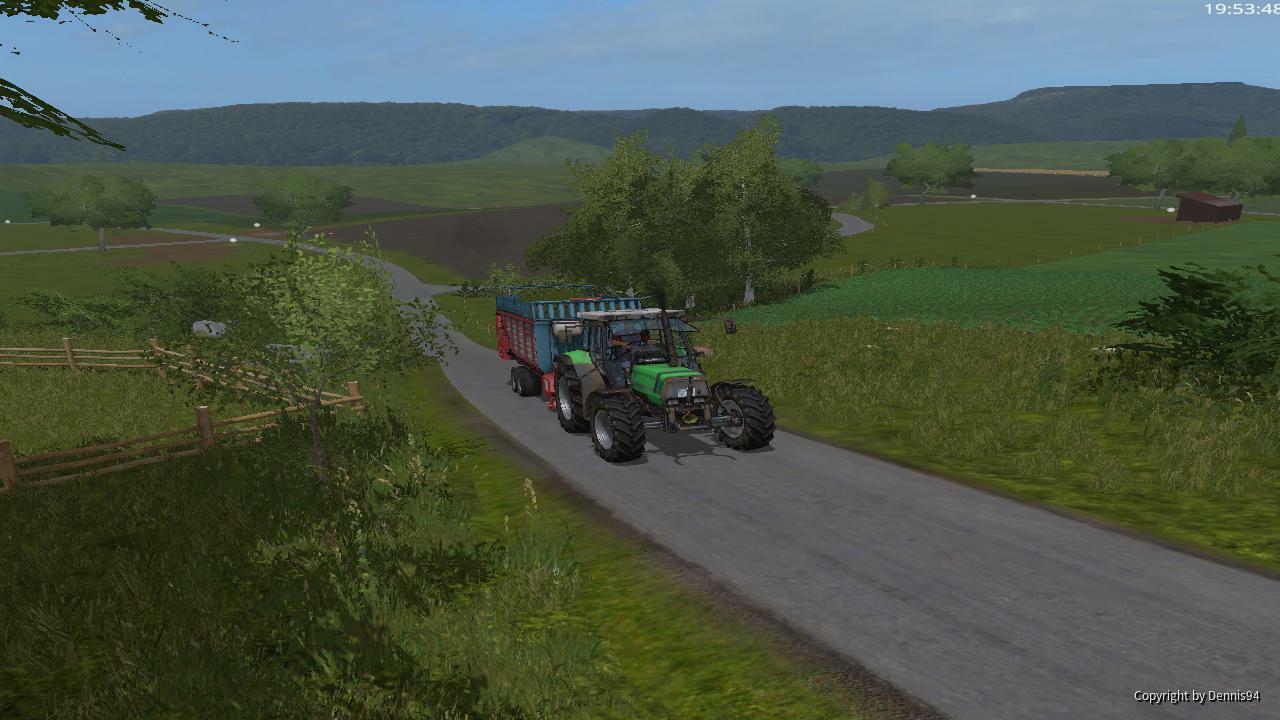 Mit grassilage im gepäck ab zum hof der Kühe