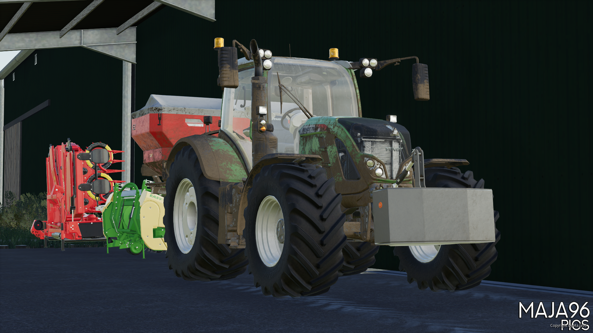 Fendt 722 S4 mit Düngerstreuer