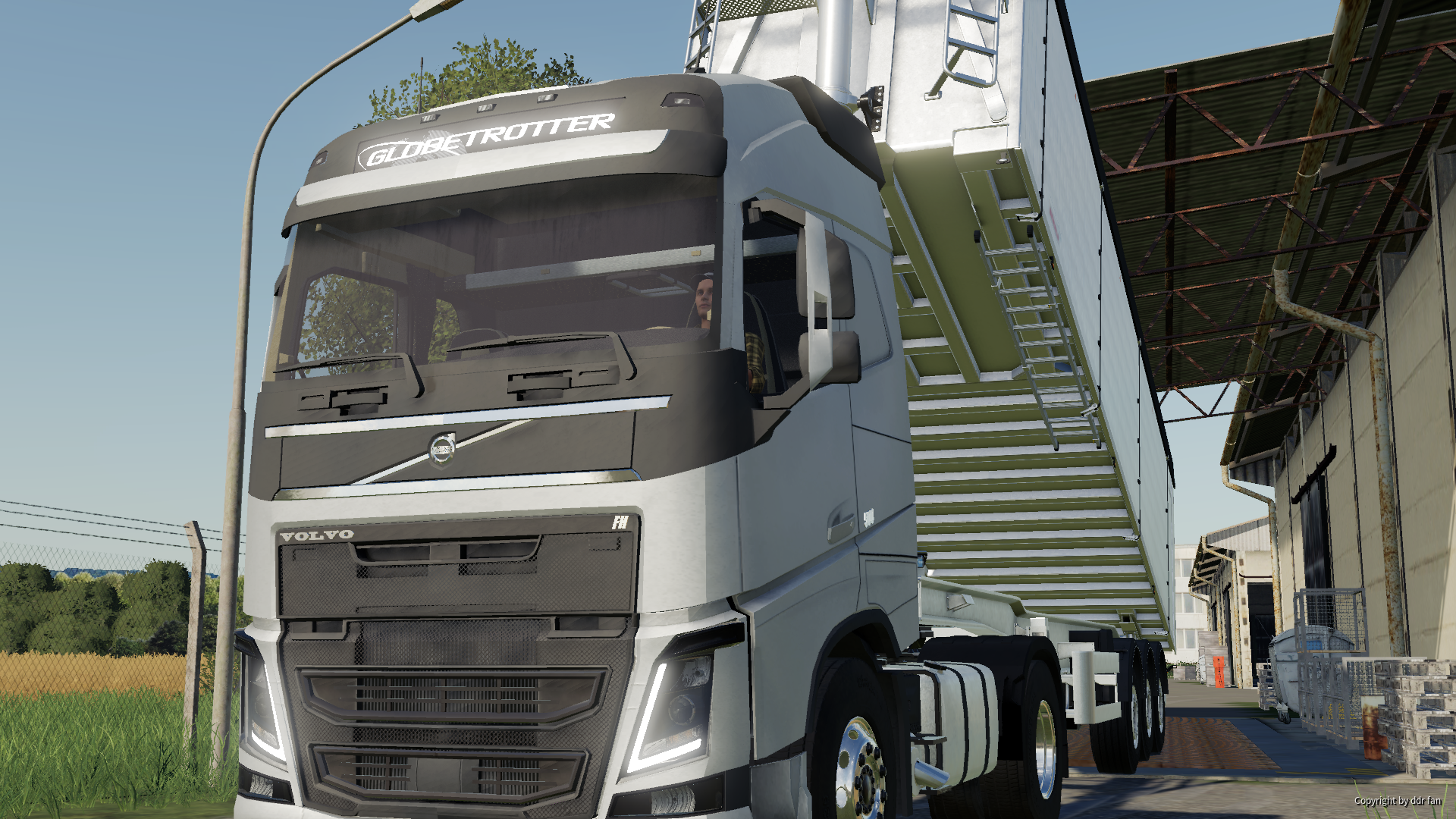 Abladen bei der HaGeWa in Niederpöllnitz